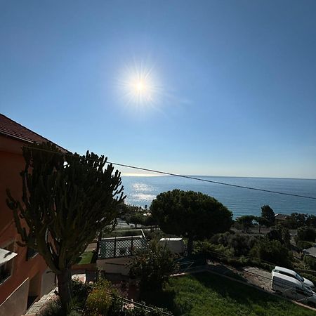 Il Giardino Del Mare Apartment Ventimiglia Luaran gambar