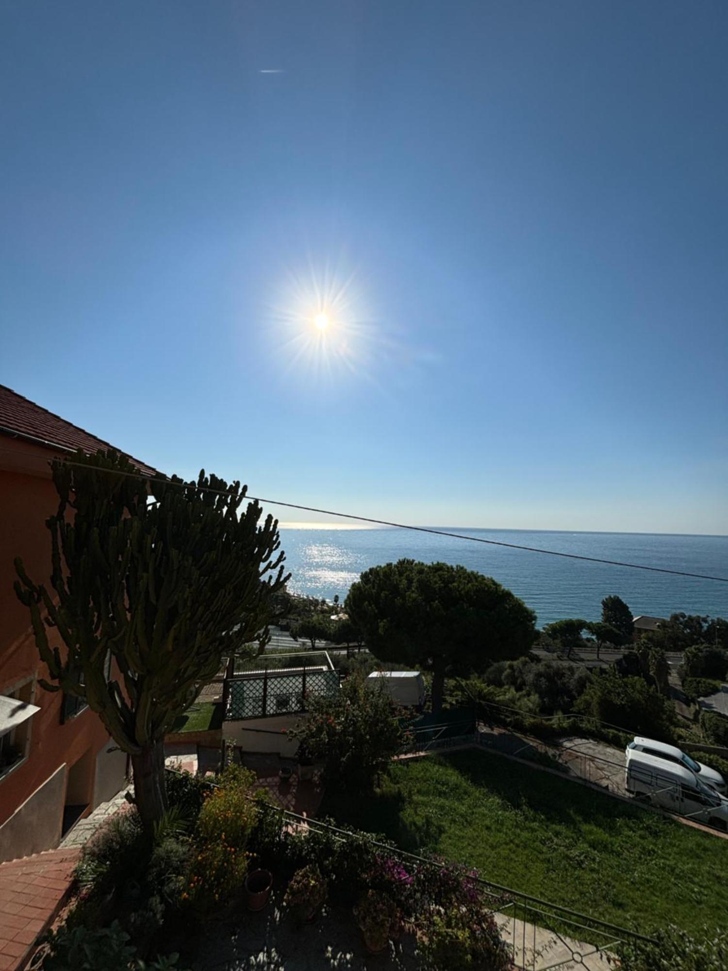 Il Giardino Del Mare Apartment Ventimiglia Luaran gambar